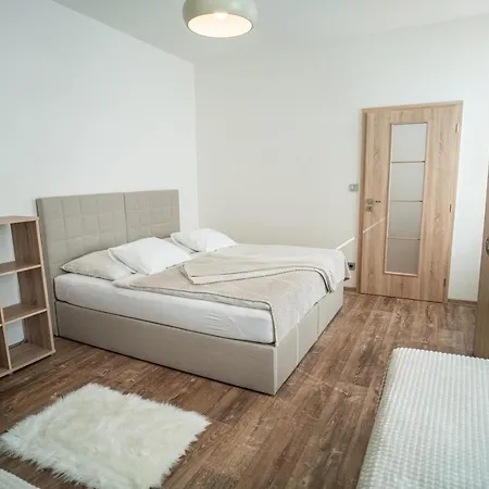 Apartmanovy Dum Sklipek Trutnov Exterior photo