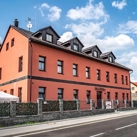 Apartmanovy Dum Sklipek Trutnov Exterior photo