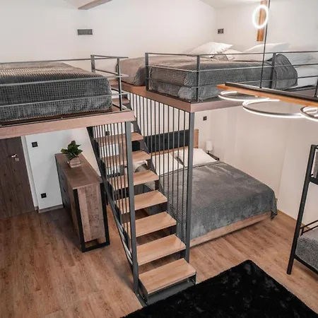 Apartmanovy Dum Sklipek Trutnov Exterior photo