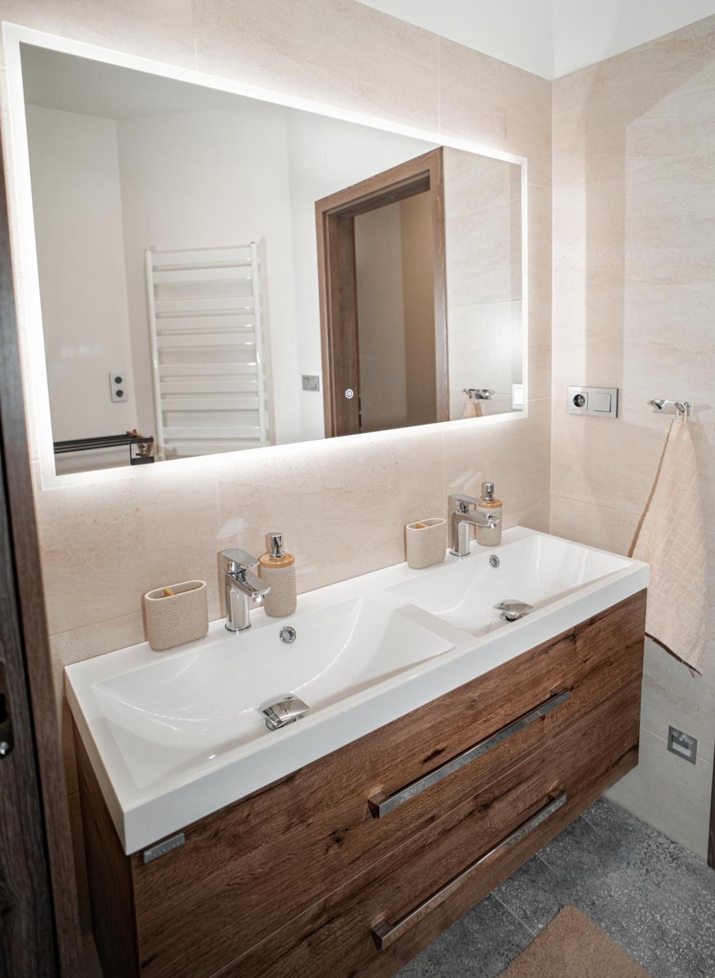 Apartment Apartmanovy Dum Sklipek Trutnov